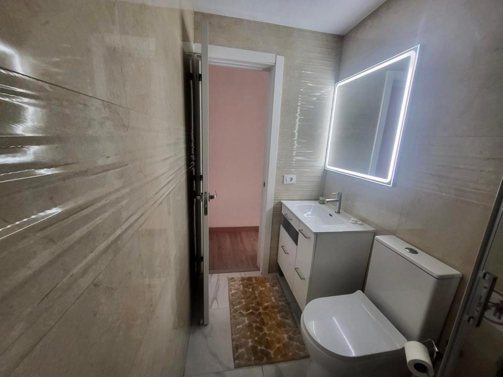 2 Bedrooms Flat 50 Mts Away From Las Canteras Beach Λας Πάλμας ντε Γκραν Κανάρια Εξωτερικό φωτογραφία