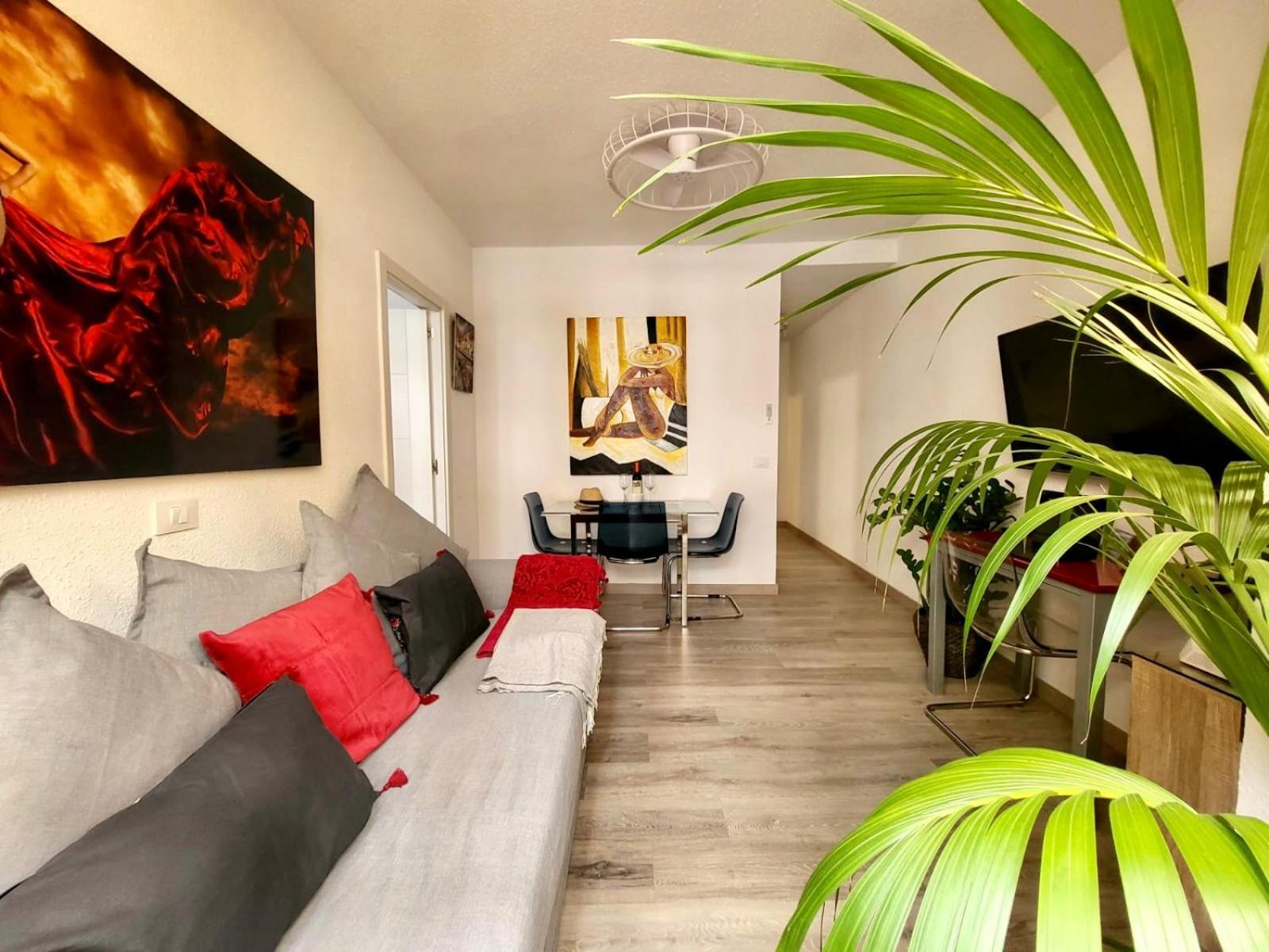 2 Bedrooms Flat 50 Mts Away From Las Canteras Beach Λας Πάλμας ντε Γκραν Κανάρια Εξωτερικό φωτογραφία